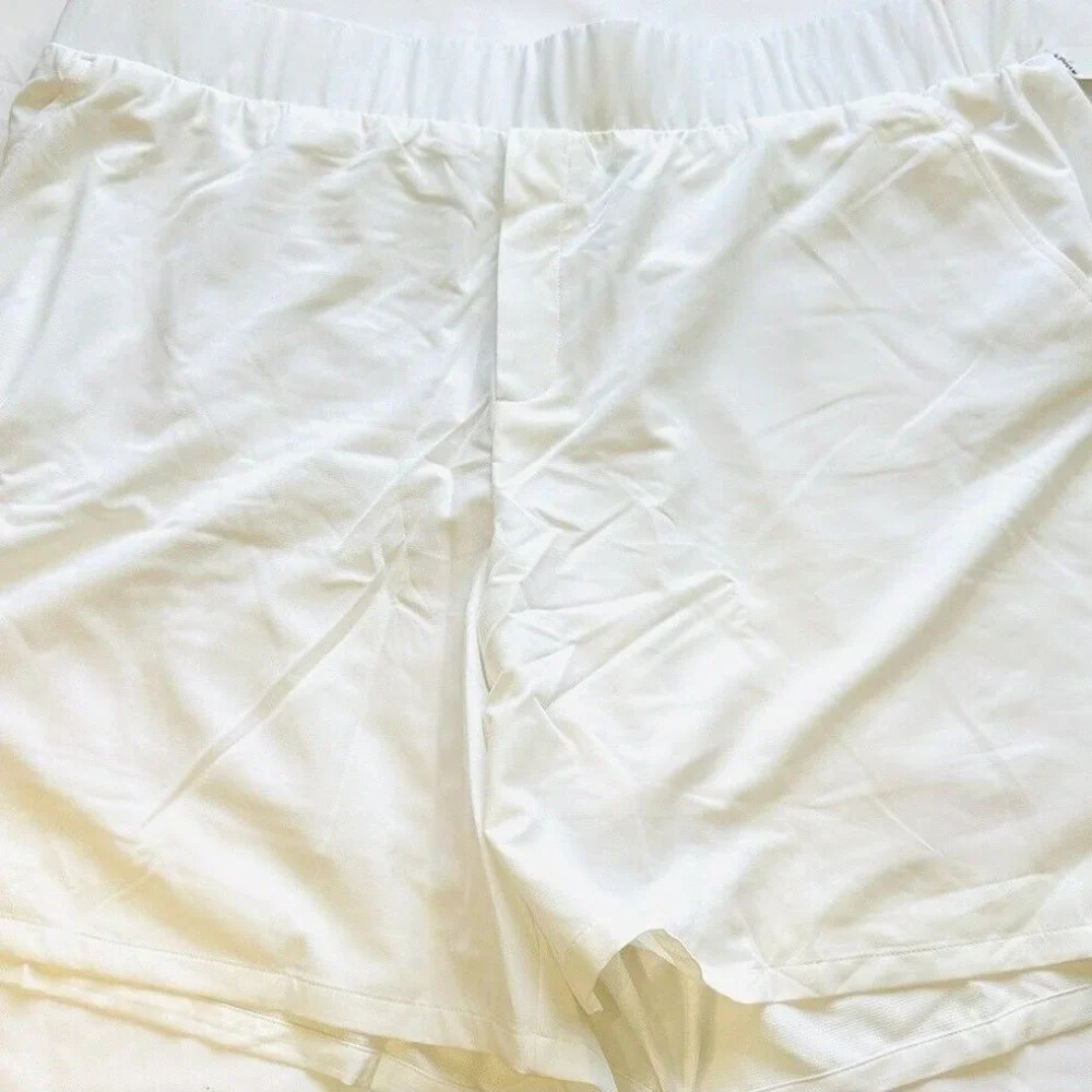 NWT TEK GEAR Women High Rise Pockets Fully Lined White Shorts Plus Size 2X